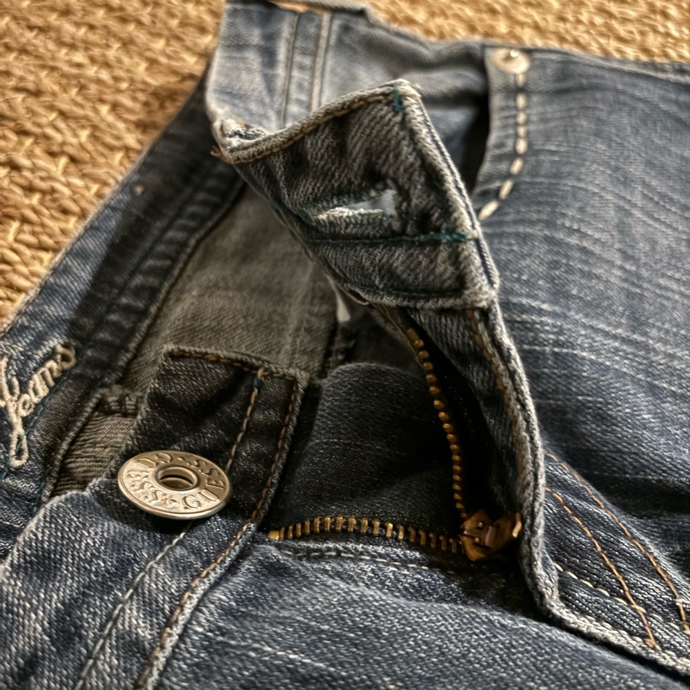 Guess Denim Jeans - Picture 7 of 11